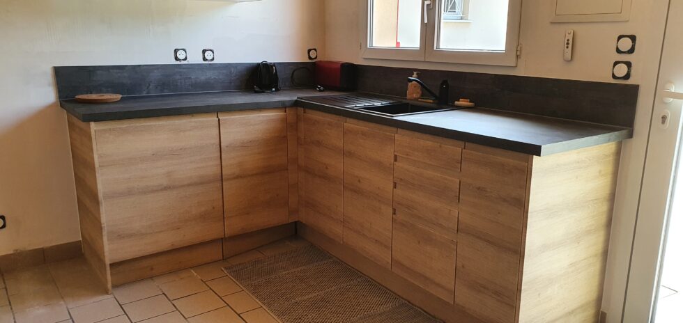 Réfection d'une kitchenette dans un pool house transformé en studio